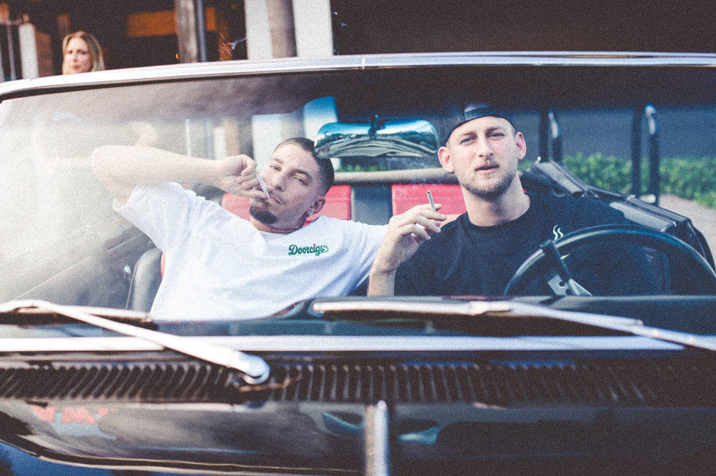 men’s streetwear outfit retro tee